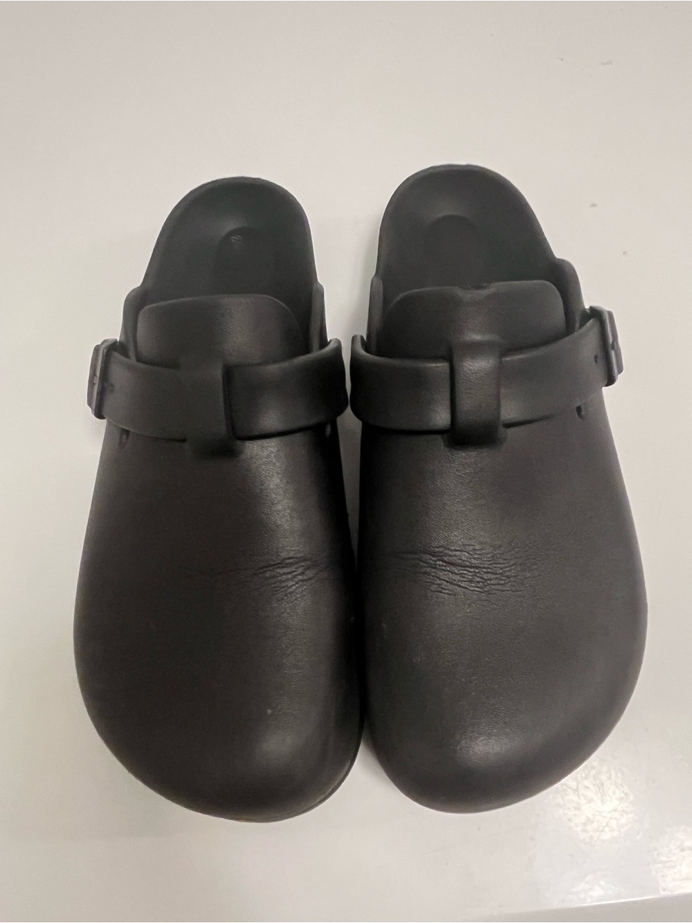 Womens Black Slip-On Clog Shoes